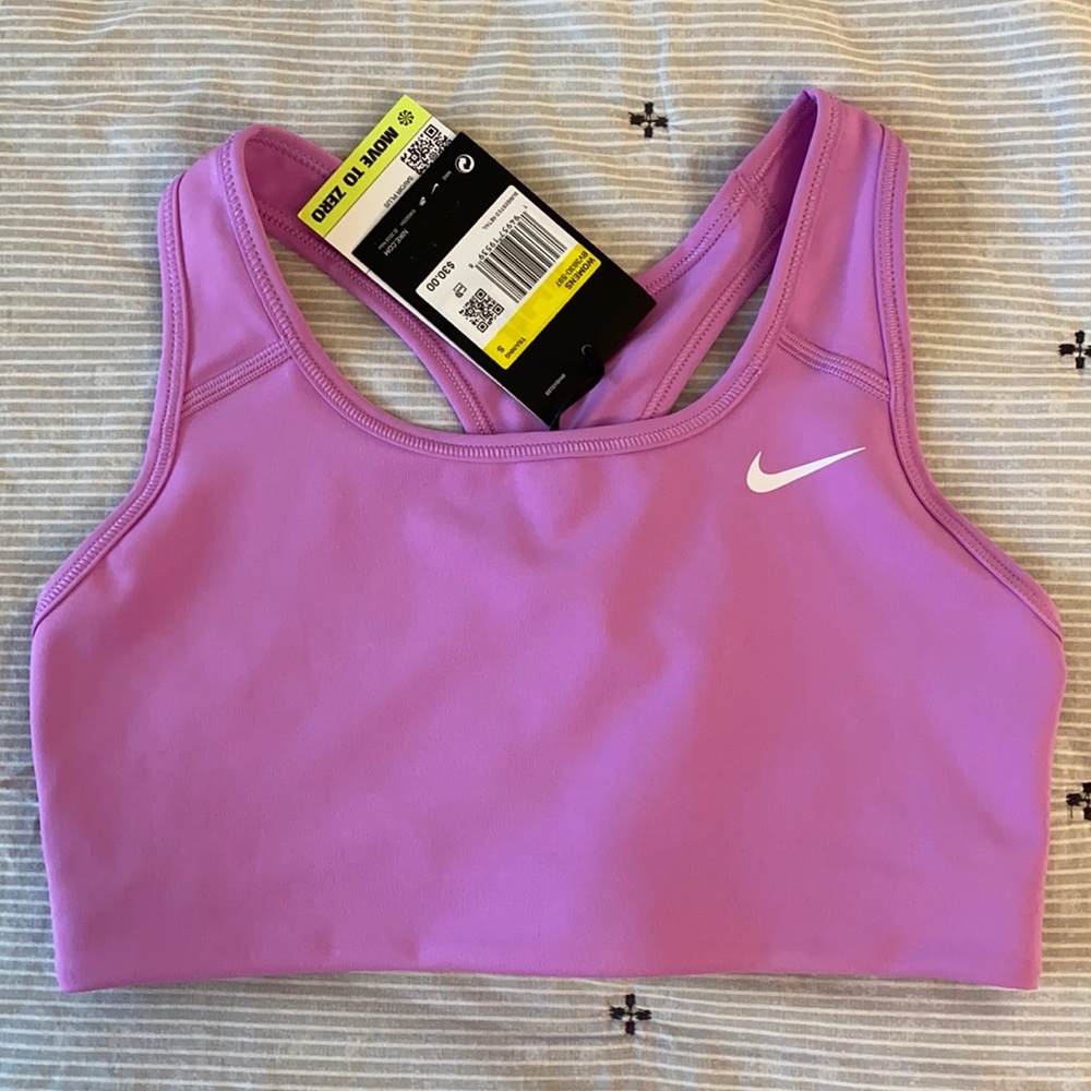 Nike Swoosh Bra